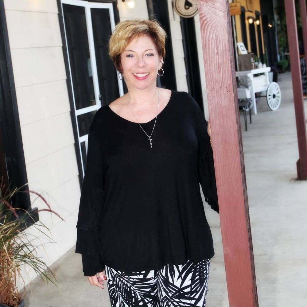 Meet your Posher, Gina